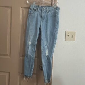 Lucky Brand Light Blue Distressed Women's Jeans
